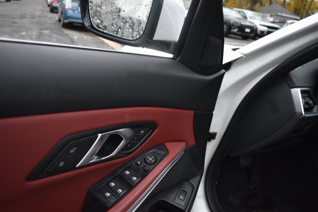 Used 2024 BMW 330i Sedan w/ Convenience Package image 14