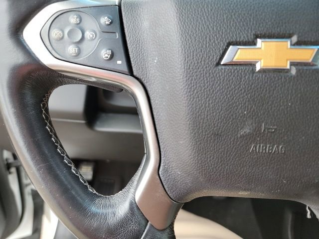 Used 2019 Chevrolet Tahoe LT w/ Luxury Package RWD image 16