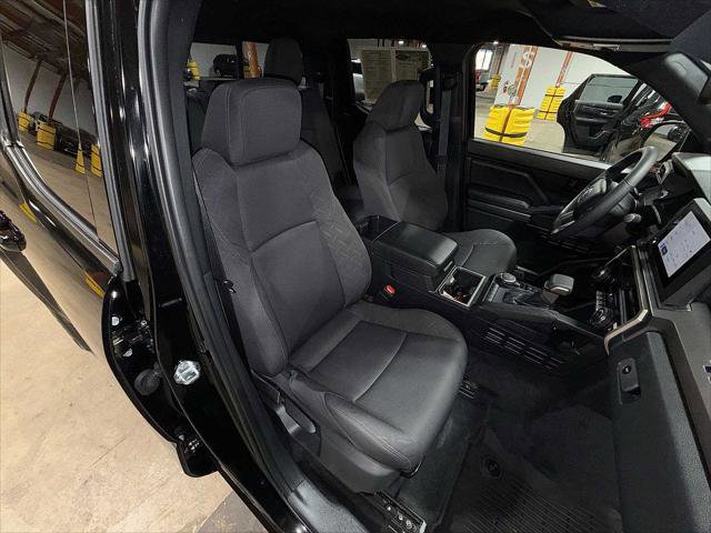 Certified 2025 Toyota Tacoma SR5 w/ SR5 Upgrade Package image 16