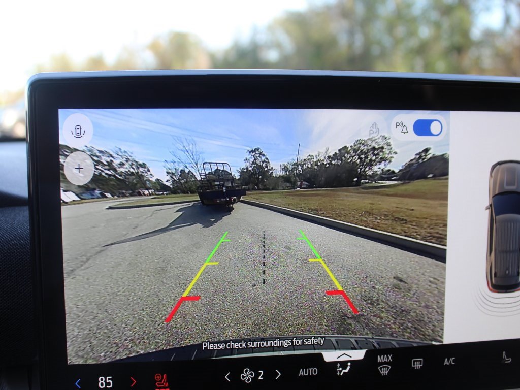 New 2026 Ford Explorer Active w/ Active Comfort Package image 5