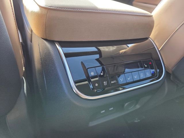 New 2026 INFINITI QX80 Luxe w/ Cargo Package RWD image 17