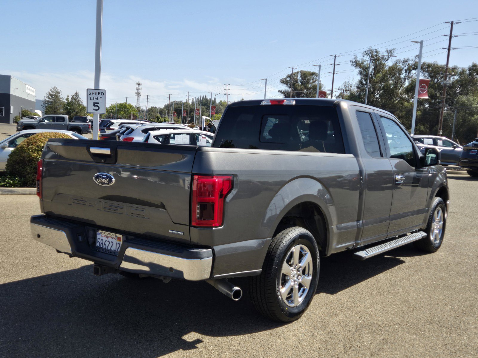 Used 2018 Ford F150 XLT w/ Equipment Group 302A Luxury RWD image 4