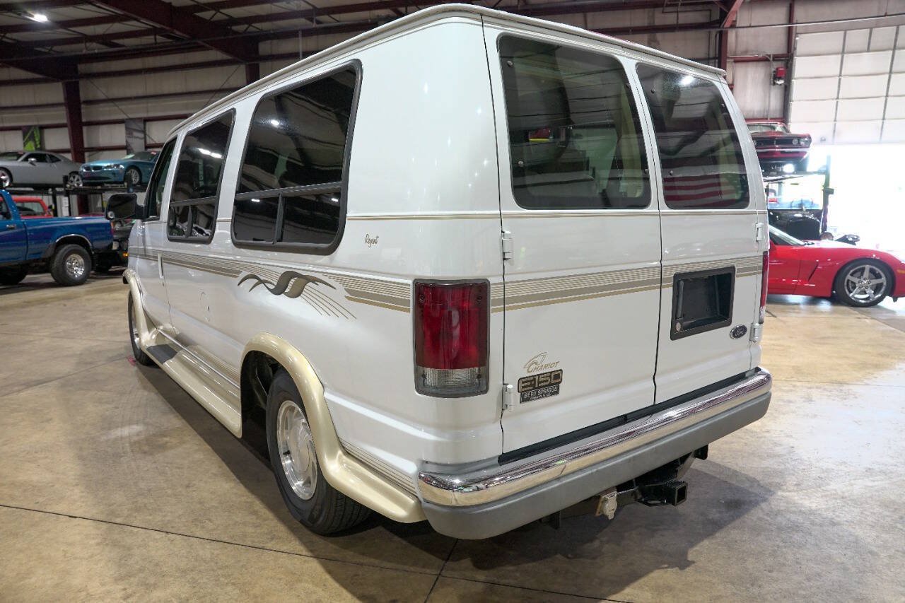 Used 2002 Ford E-150 and Econoline 150 RWD image 6
