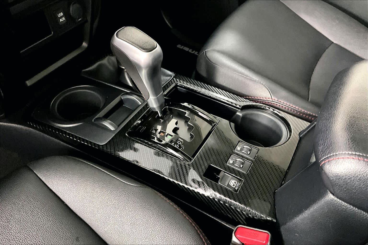 Used 2018 Toyota 4Runner TRD Off-Road Premium AWD/4WD image 16