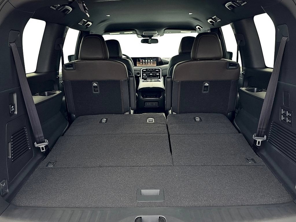 New 2026 Nissan Armada SL w/ Captain's Chari Seat Package AWD/4WD image 23