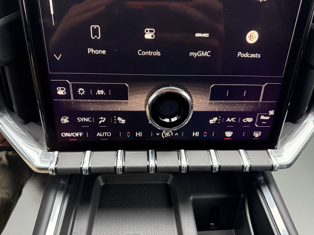 Certified 2024 GMC Acadia Elevation image 28