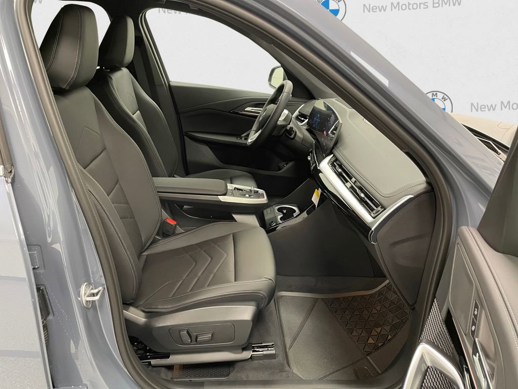 New 2026 BMW X1 xDrive28i w/ Technology Package AWD/4WD image 13