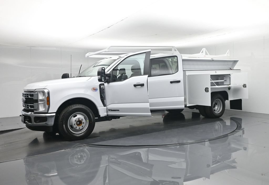 New 2026 Ford F350 XL w/ XL Chrome Package RWD image 4