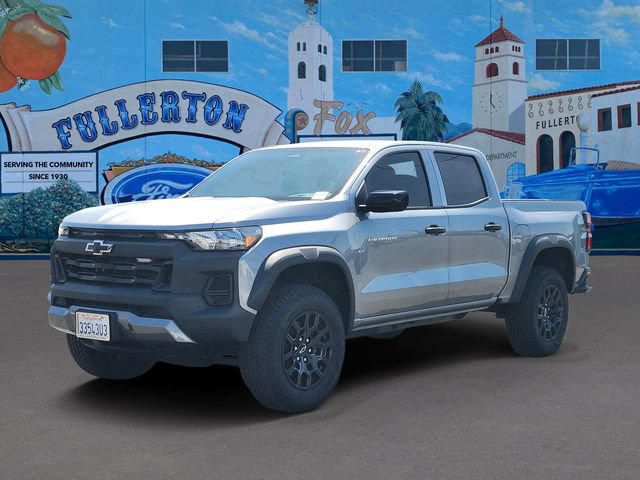 Used 2023 Chevrolet Colorado Trail Boss w/ Technology Package AWD/4WD image 2