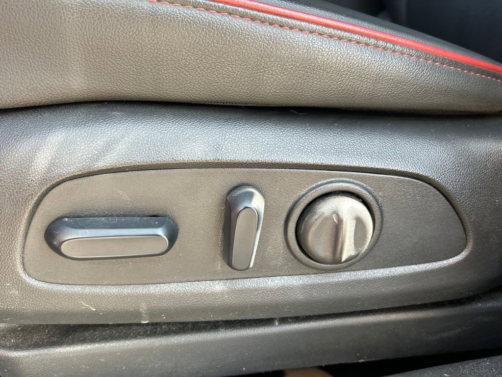 Used 2024 Chevrolet TrailBlazer RS w/ Driver Confidence Package image 15