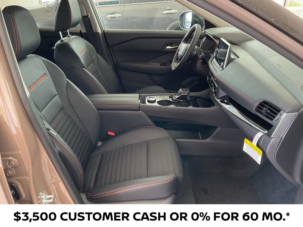 New 2026 Nissan Rogue SV AWD/4WD image 17