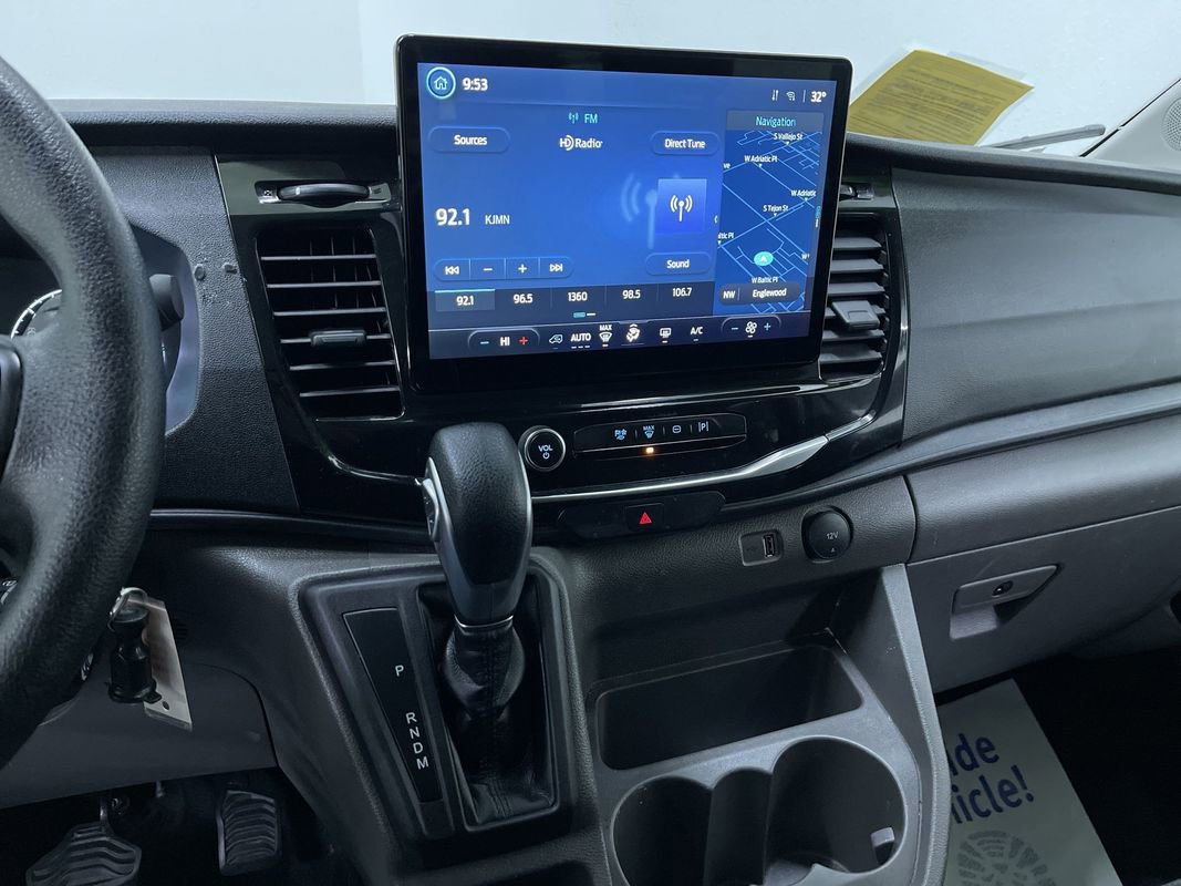 Used 2023 Ford Transit 350 XLT image 21