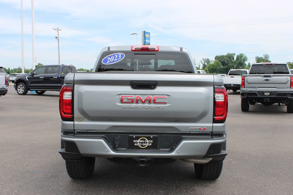 Used 2023 GMC Canyon AT4 w/ AT4 Premium Package AWD/4WD image 8