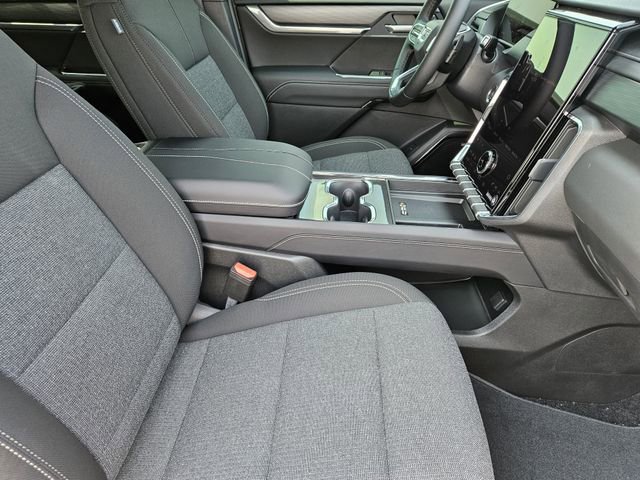 New 2026 GMC Acadia Elevation w/ Black Edition FWD image 11