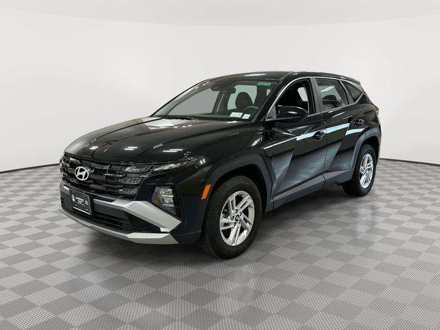 Certified 2025 Hyundai Tucson SE AWD/4WD image 6