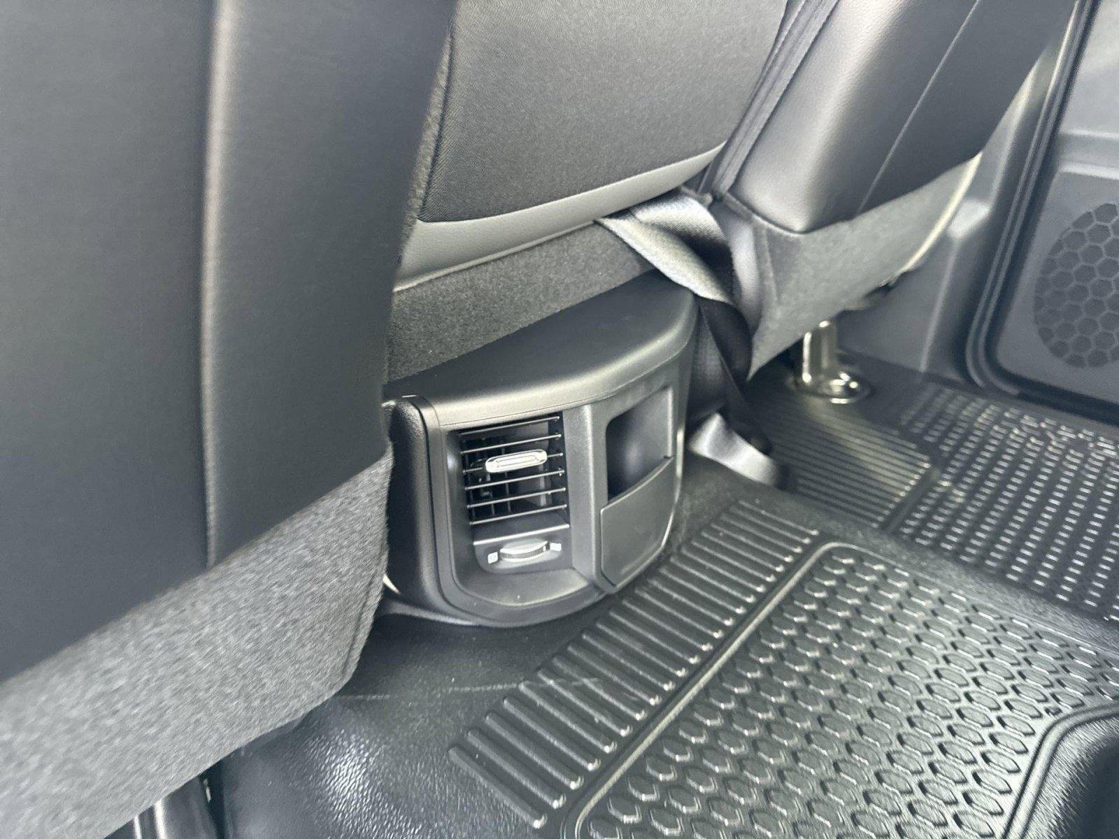 New 2023 RAM 3500 Tradesman AWD/4WD image 30