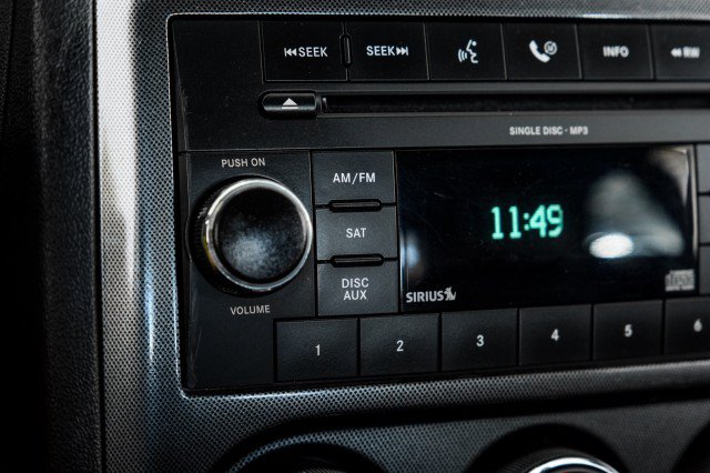 Used 2009 Dodge Challenger R/T RWD image 23