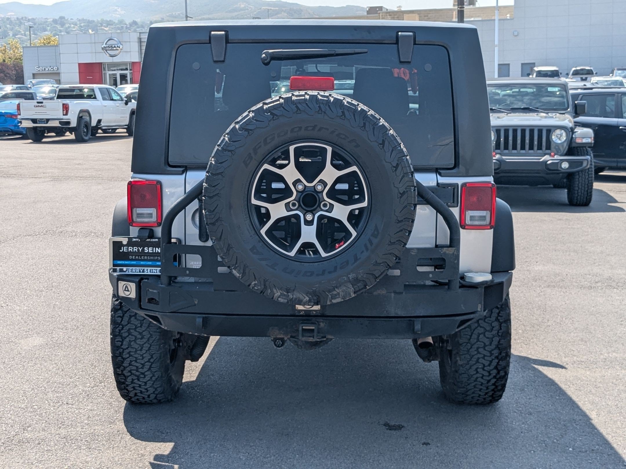 Used 2013 Jeep Wrangler Rubicon w/ PWR Convenience Group AWD/4WD image 5