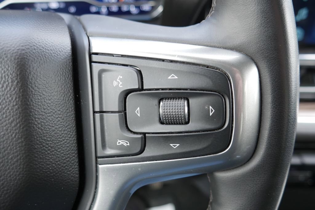 Used 2025 Chevrolet Silverado 2500 LT w/ Convenience Package image 14