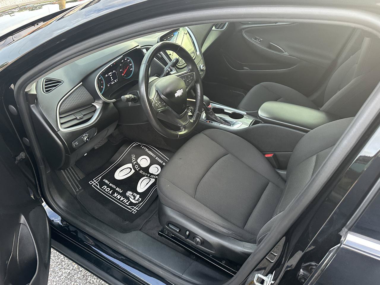 Used 2021 Chevrolet Malibu RS FWD image 9