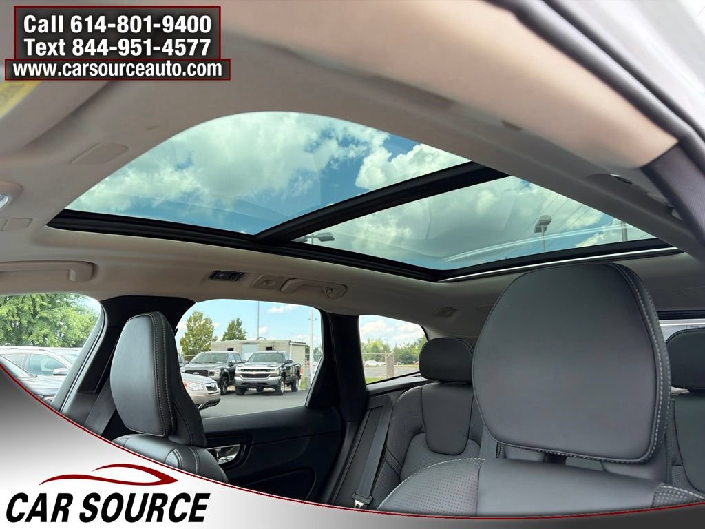 Used 2021 Volvo XC60 T5 Inscription w/ Advanced Package AWD/4WD image 26