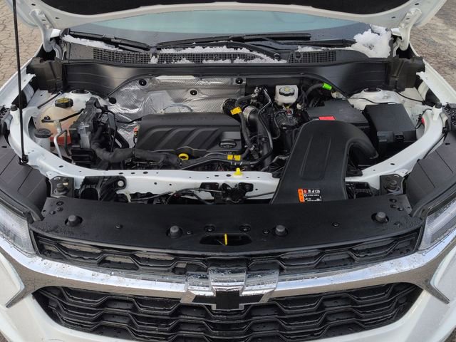 Used 2024 Chevrolet Trax LT w/ LT Convenience Package image 30