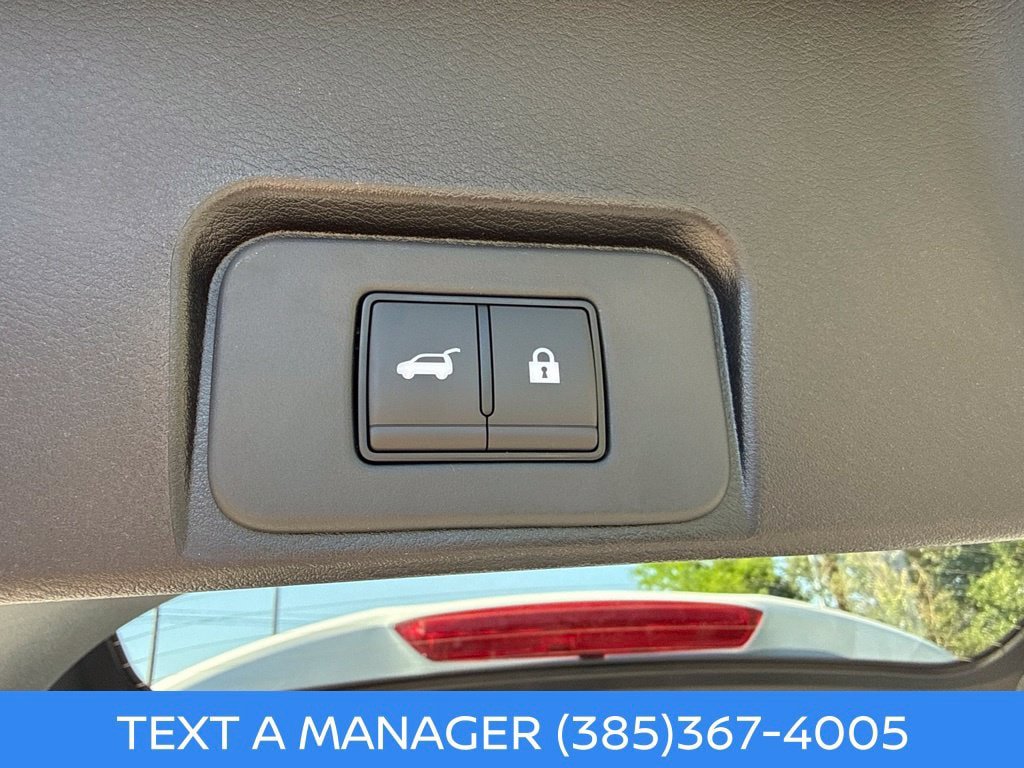 New 2026 Nissan Rogue SV AWD/4WD image 12