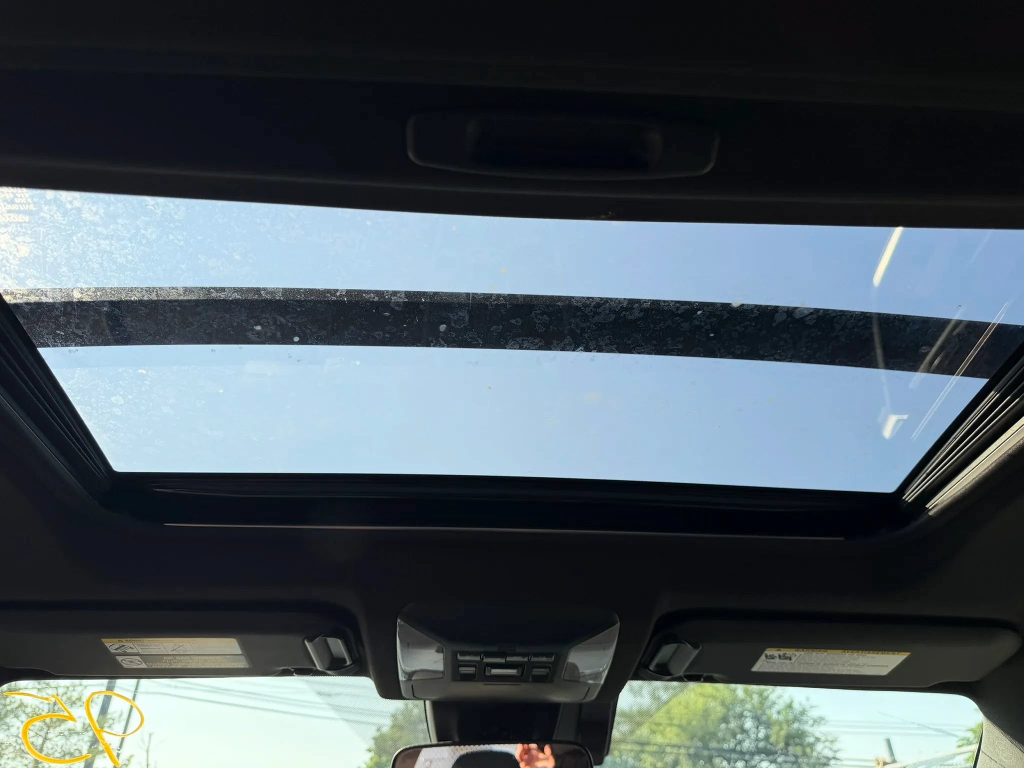 Used 2021 Toyota RAV4 SE w/ Weather & Moonroof Package AWD/4WD image 16
