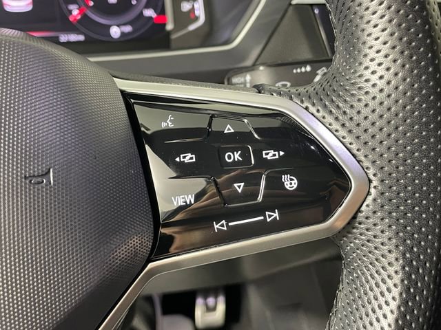 Used 2023 Volkswagen Tiguan SEL R-Line AWD/4WD image 12
