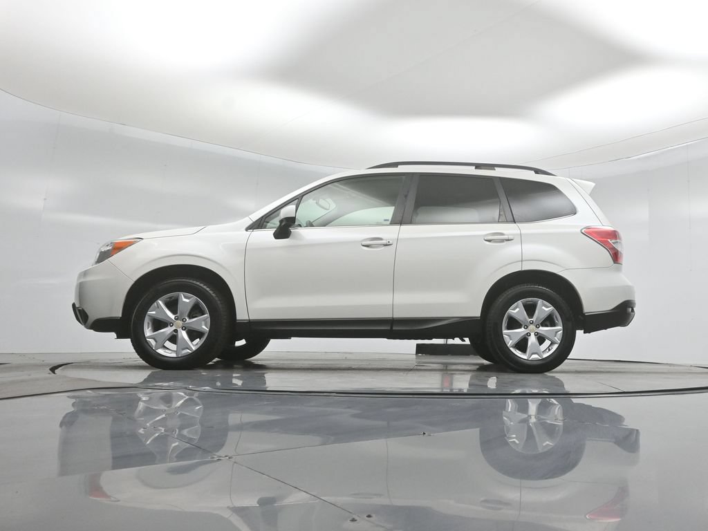 Used 2016 Subaru Forester 2.5i Limited AWD/4WD image 7