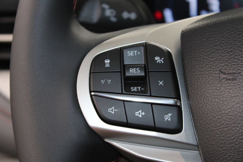 New 2026 Ford Explorer Active RWD image 35