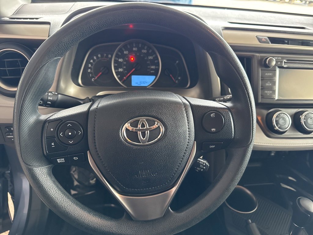 Used 2013 Toyota RAV4 LE image 11