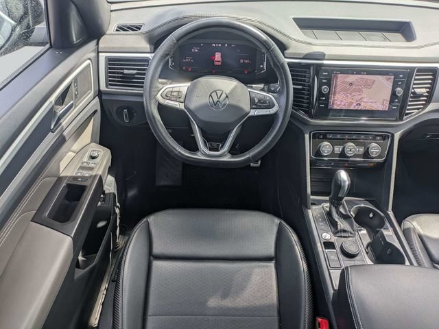 Used 2023 Volkswagen Atlas Cross Sport SEL R-Line AWD/4WD image 18