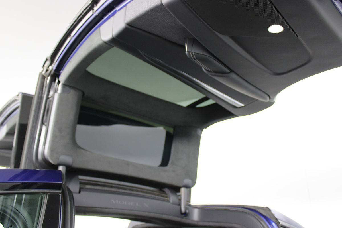 Used 2022 Tesla Model X Plaid image 35