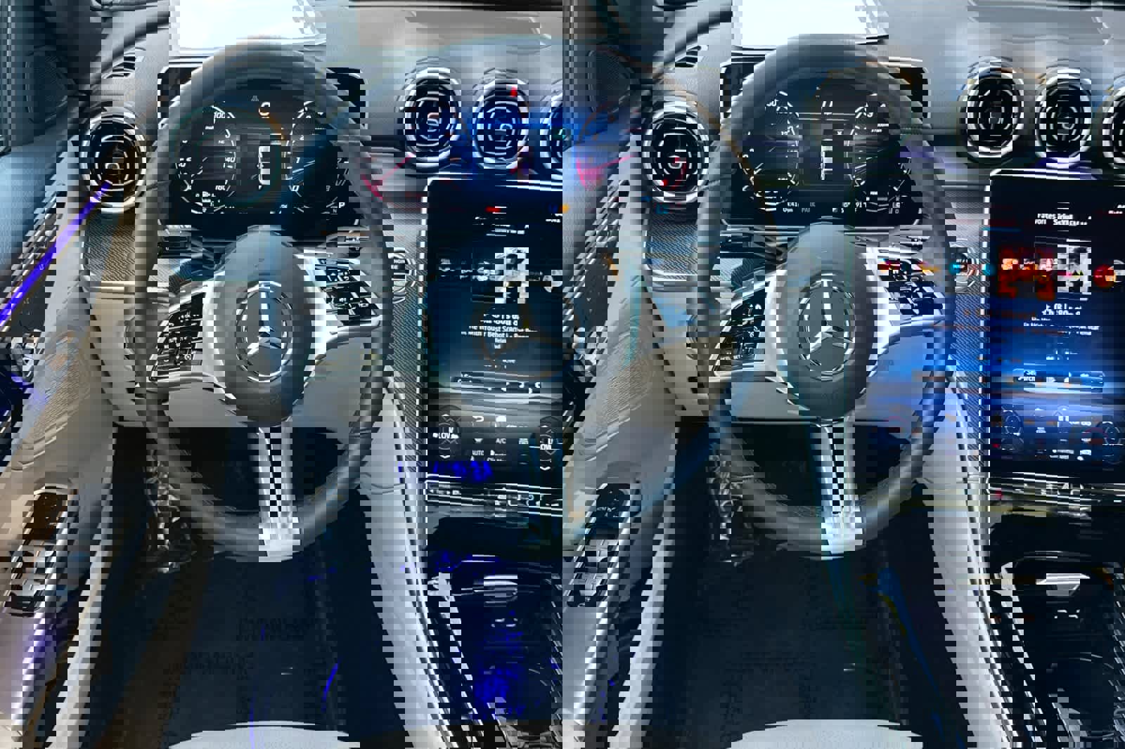 Certified 2025 Mercedes-Benz C 300 4MATIC Sedan image 13