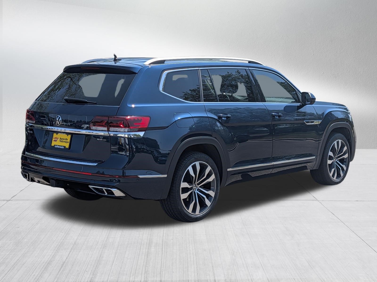 Certified 2023 Volkswagen Atlas SEL Premium AWD/4WD image 7