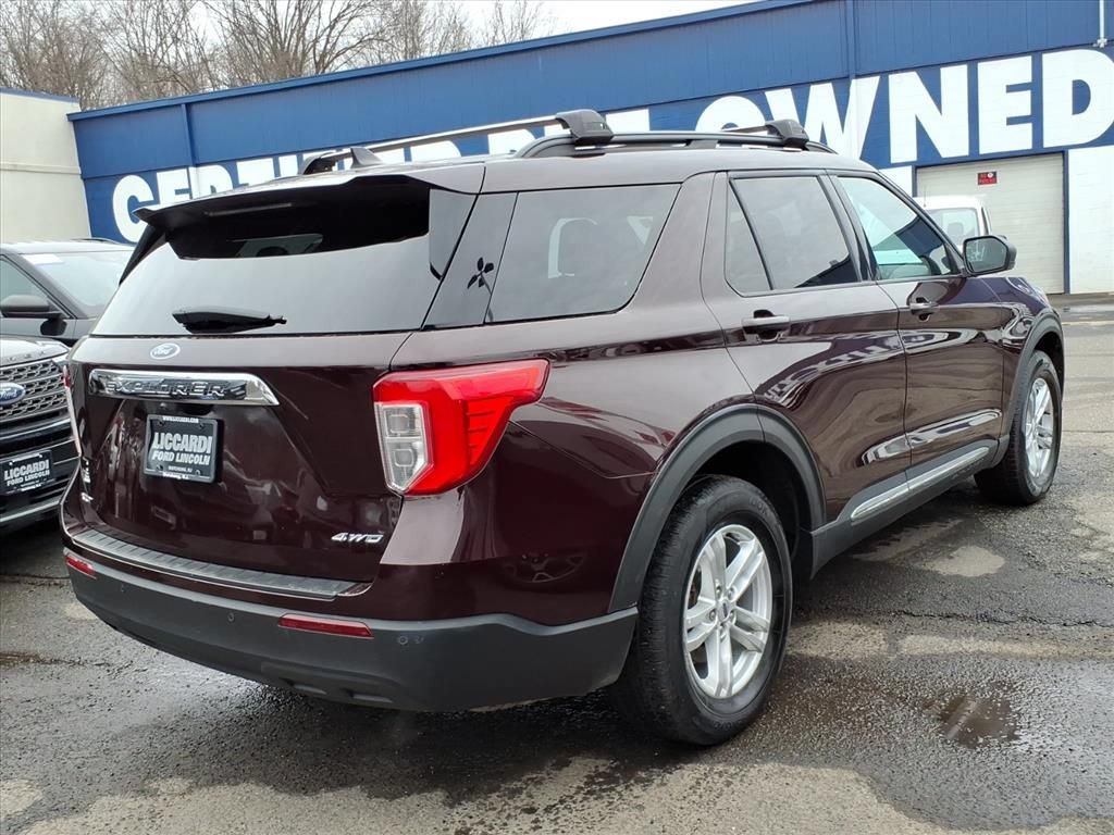 Certified 2023 Ford Explorer XLT AWD/4WD image 6
