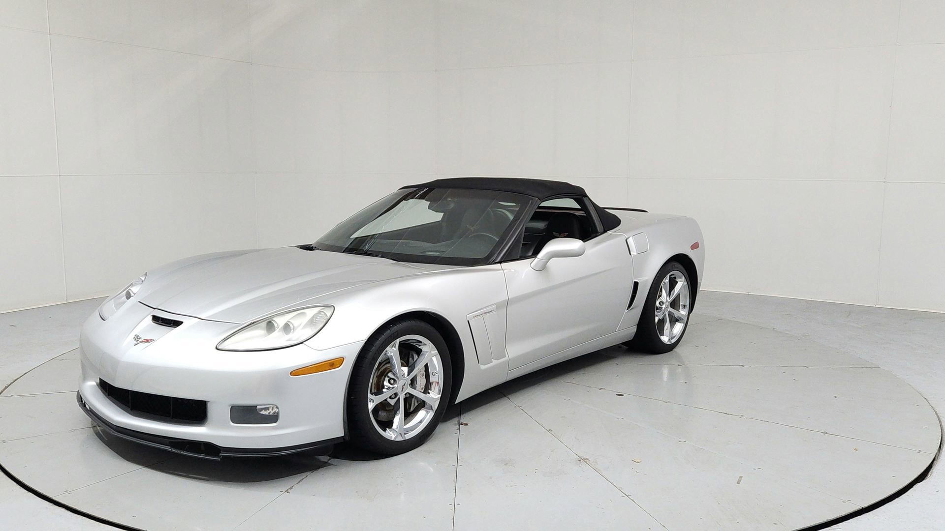 Used 2010 Chevrolet Corvette Grand Sport w/ Preferred Equipment Group RWD image 1