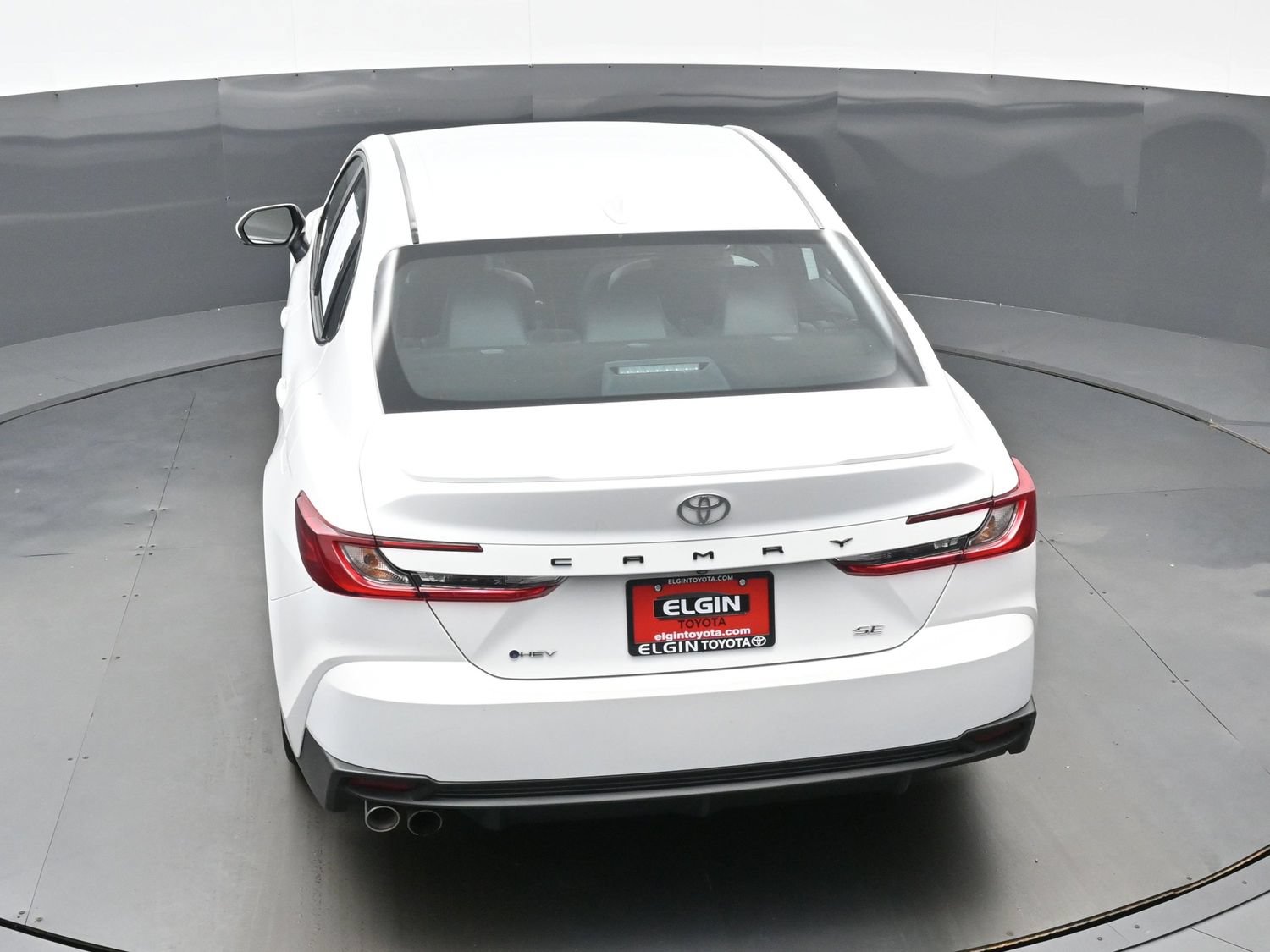 Used 2025 Toyota Camry SE FWD image 40