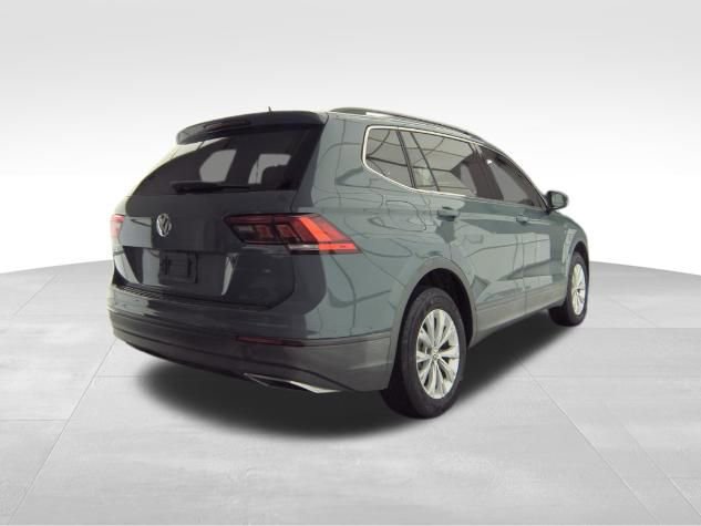 Used 2019 Volkswagen Tiguan SE w/ Panoramic Sunroof Package FWD image 4