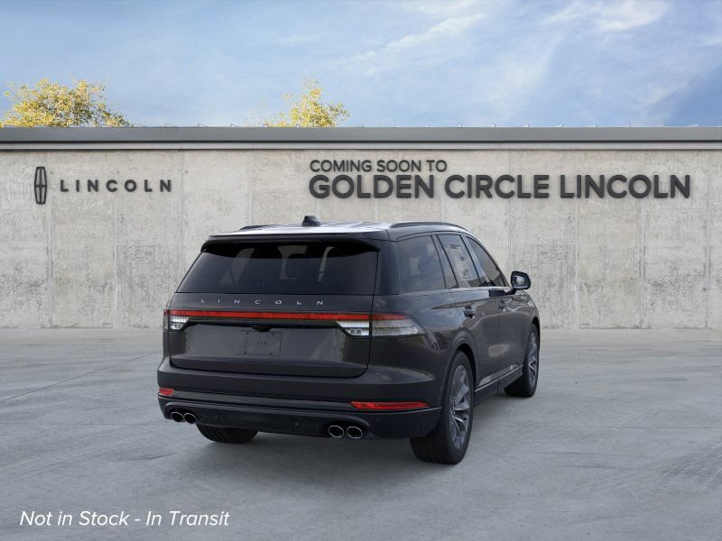 New 2026 Lincoln Aviator 2WD w/ Jet Appearance Package image 8