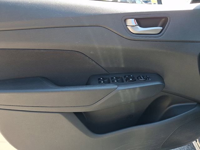 Used 2021 Hyundai Accent SE image 14
