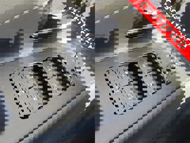 Certified 2025 Hyundai Elantra Sport image 15