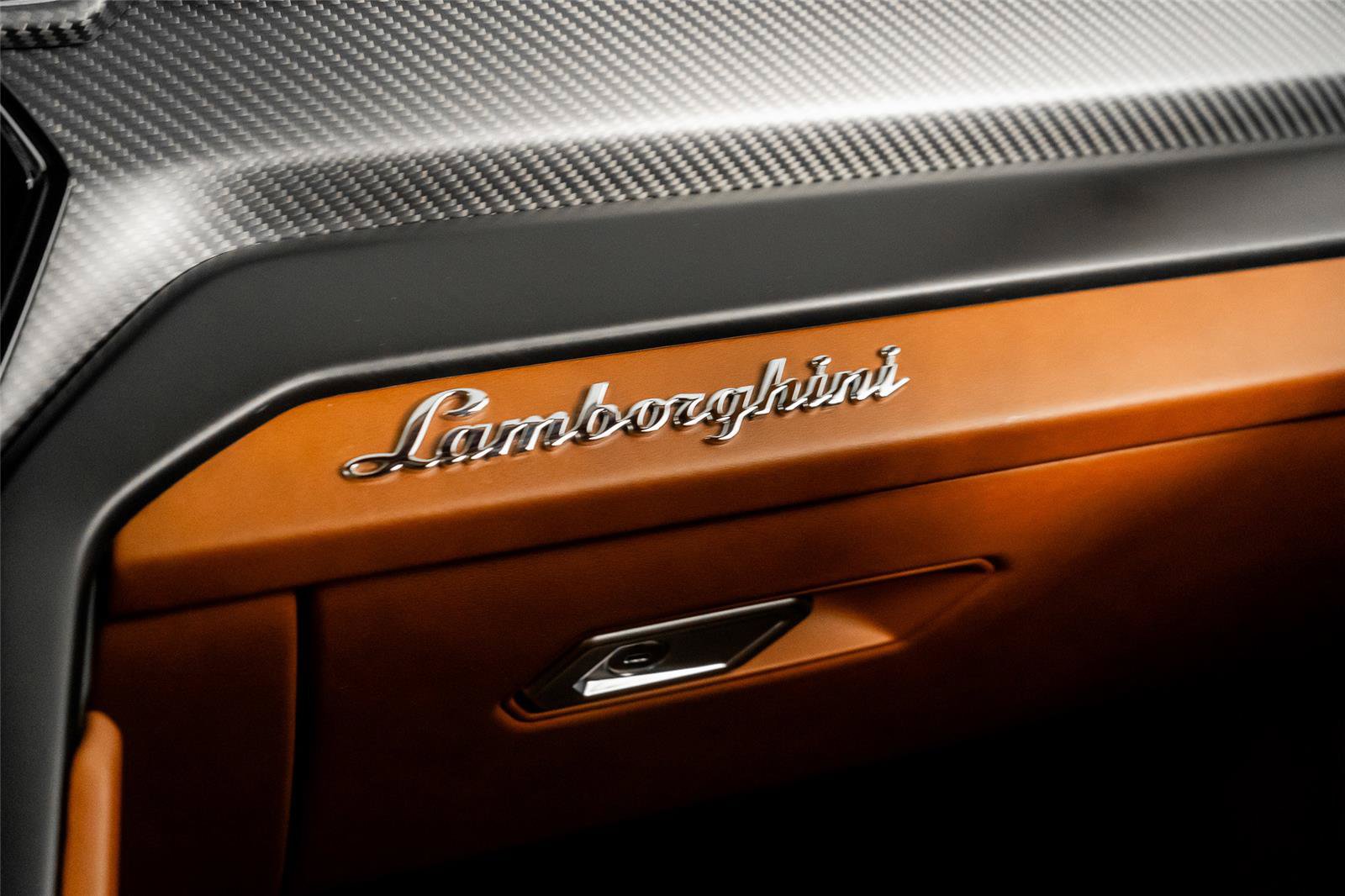 Used 2023 Lamborghini Urus S AWD/4WD image 42