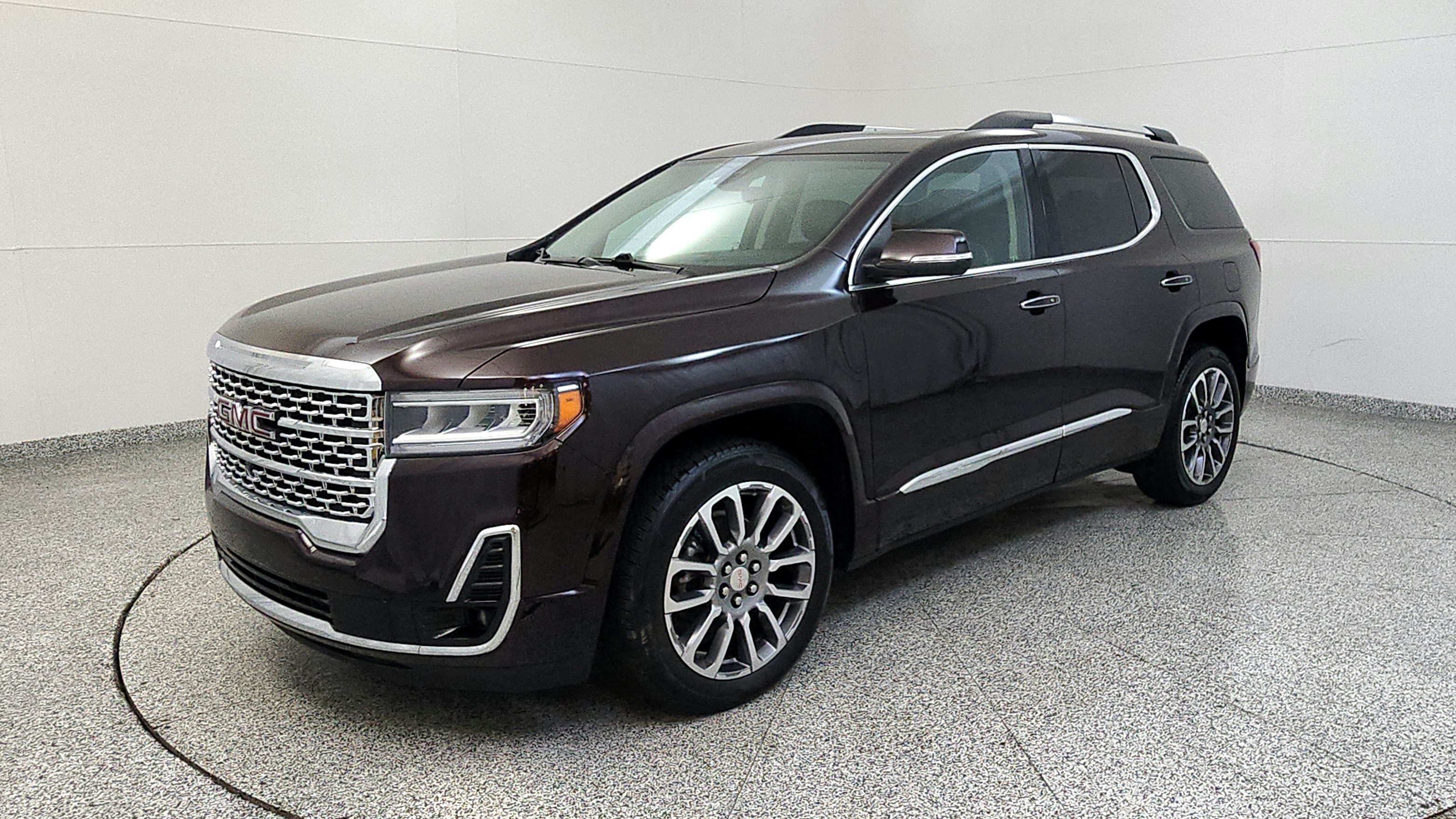 Used 2021 GMC Acadia Denali w/ Denali Ultimate Package