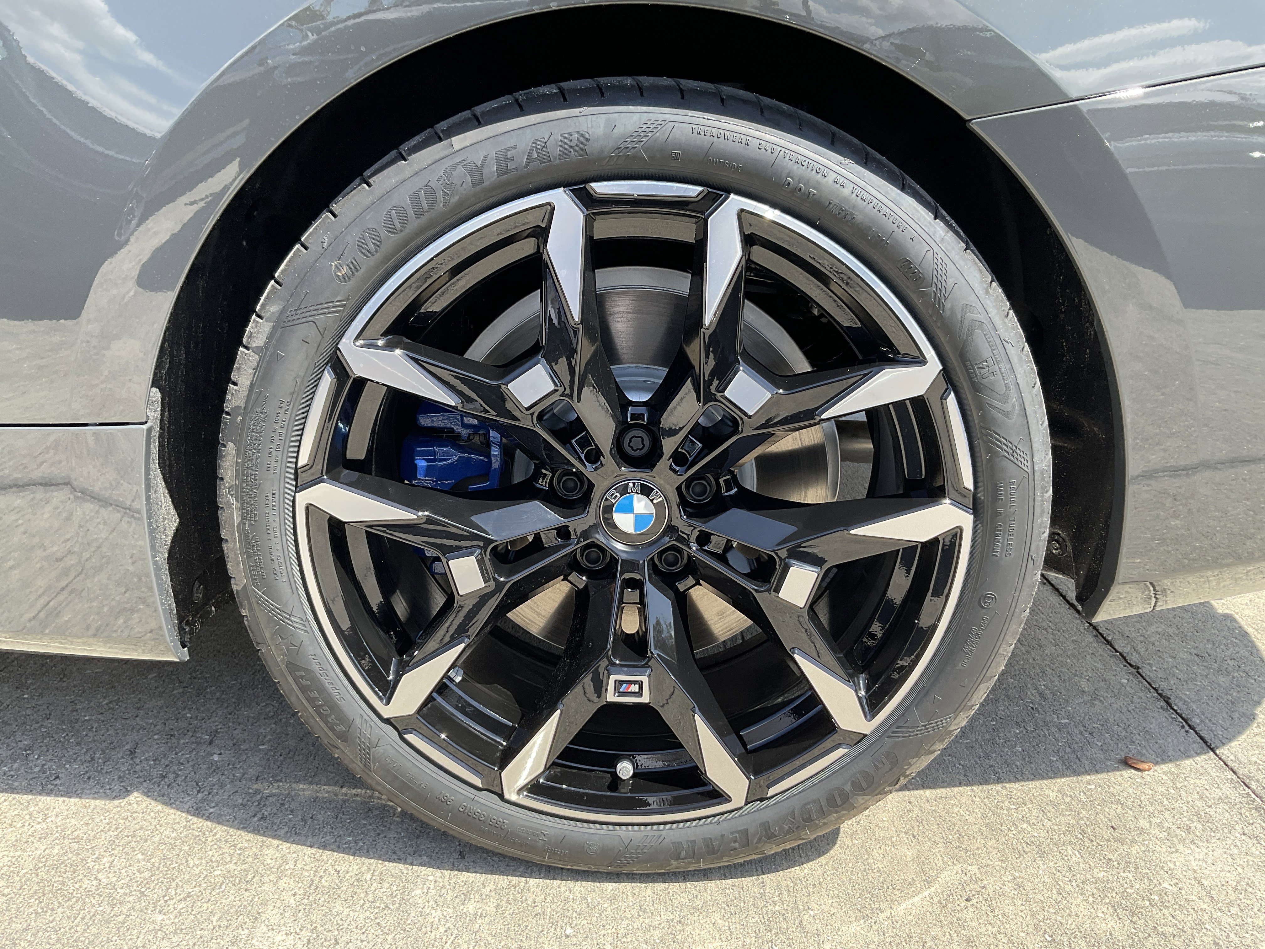 New 2026 BMW 440i xDrive Coupe w/ M Carbon Exterior Package image 7