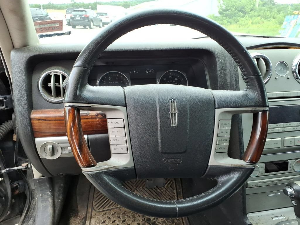 Used 2009 Lincoln MKZ AWD image 15
