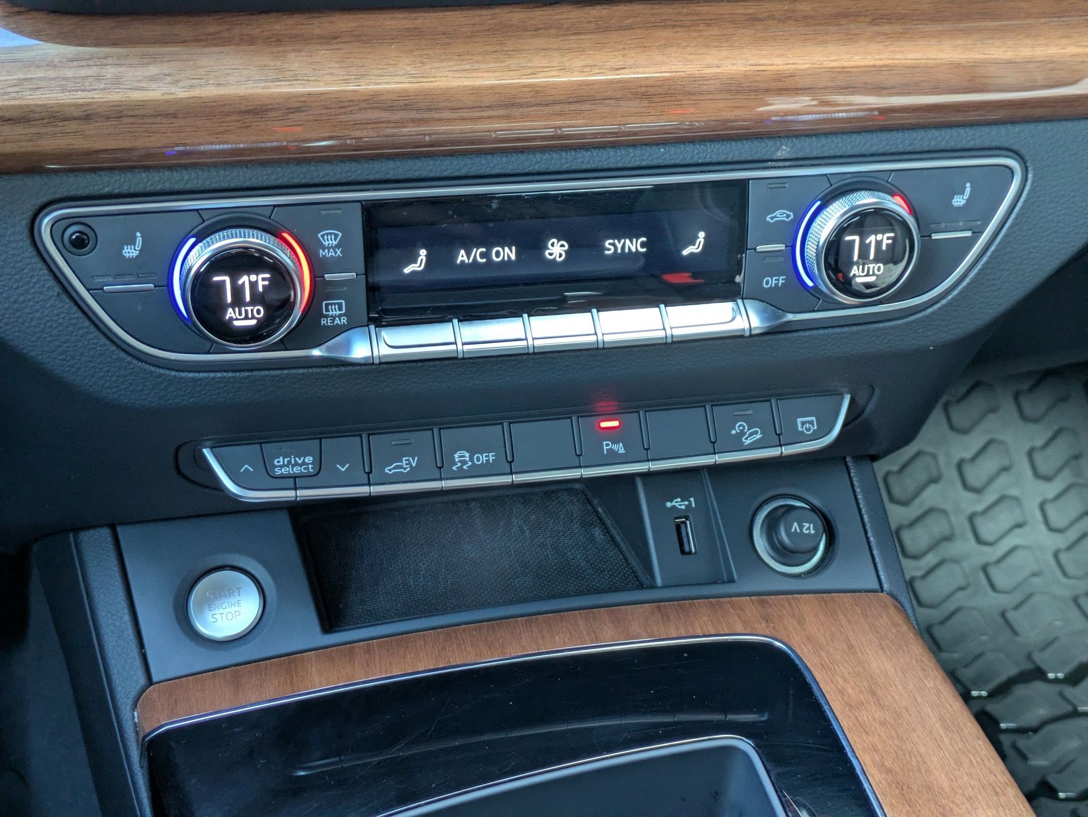 Used 2021 Audi Q5 e Premium image 18