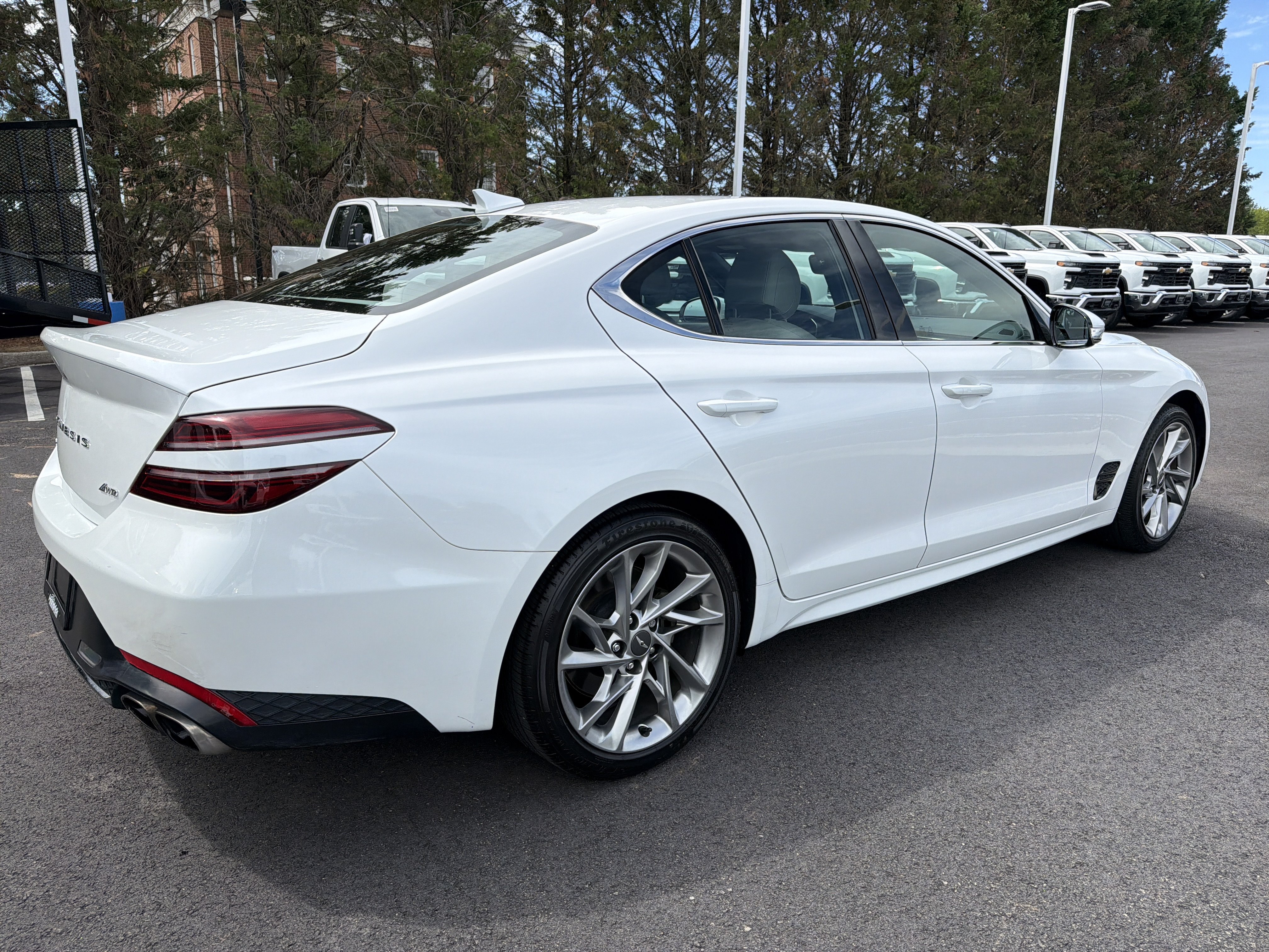 Used 2022 Genesis G70 2.0T AWD/4WD image 10