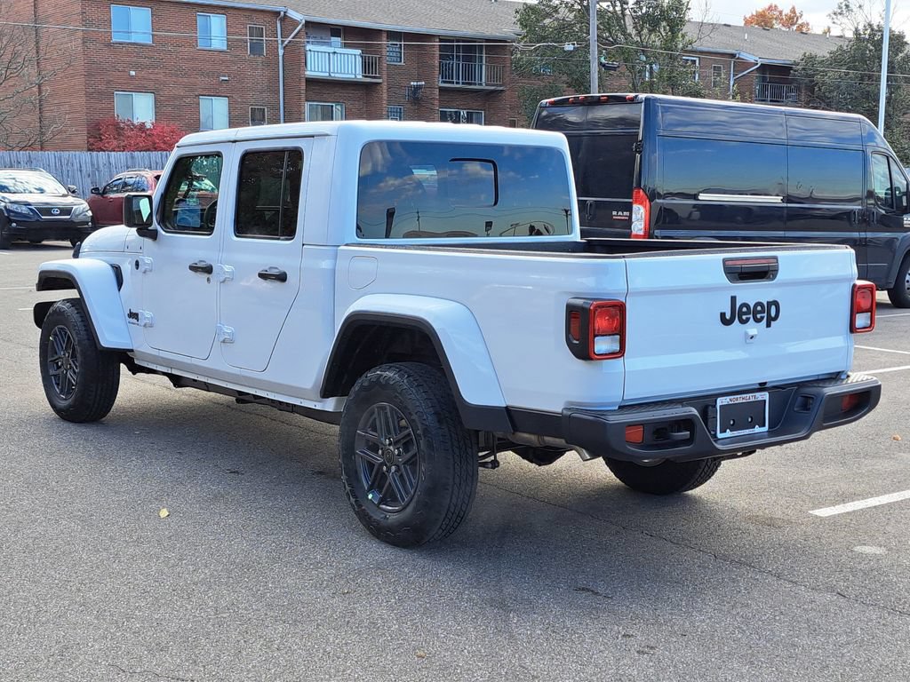 New 2026 Jeep Gladiator Sport AWD/4WD image 3